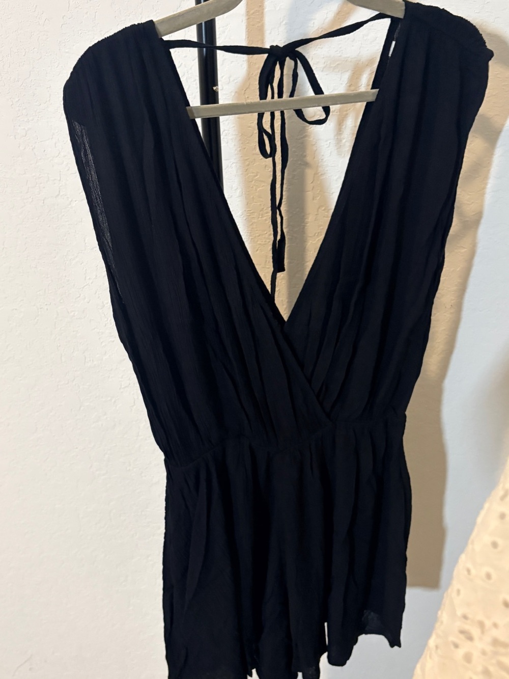 Zenana Outfitters Black Sleeveless V-Neck Romper